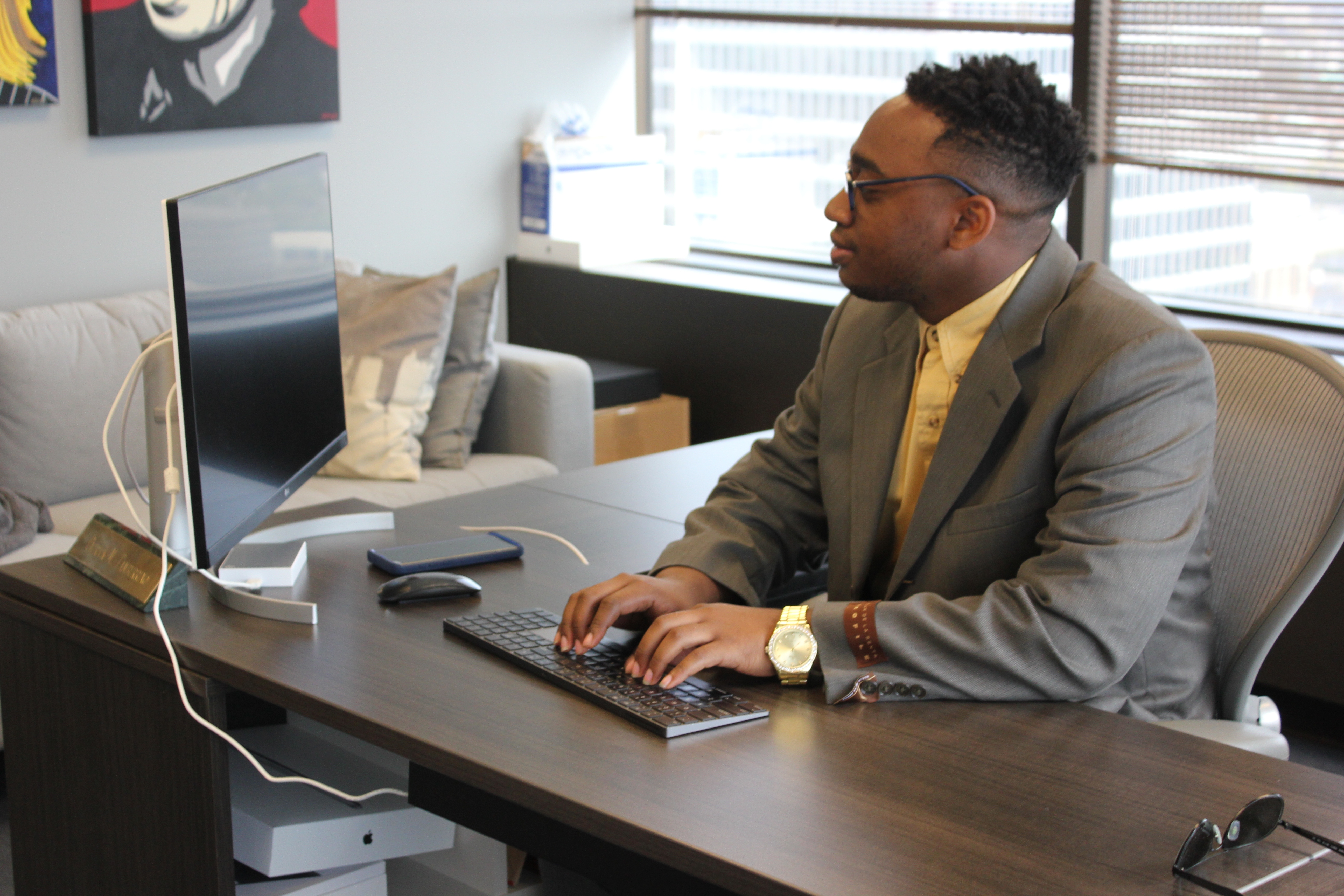 IT Specialist Working at Tamburrino