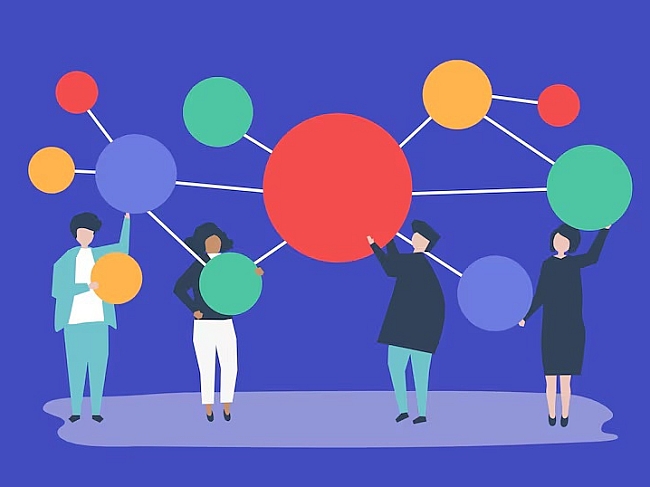 People holding connected copy space circle icons 53876 43121